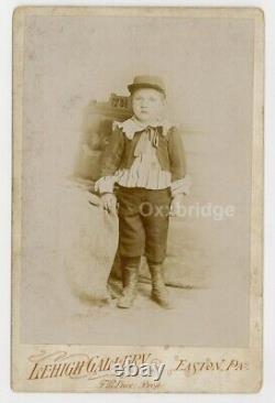 Enfant de l'époque de la Guerre civile habillé en soldat de l'Union, Kepi Bottes Lehigh Pa Enfants 10867